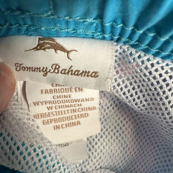 NWT Tommy Bahama Toddler Boys 2 Piece Blue and Green Rashguard Swim Set - 3T - Picture 3 of 9